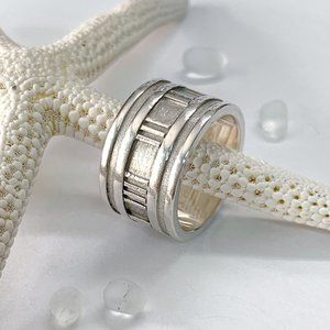 Tiffany & Co. Atlas Ring in Silver, 12mm, size 6